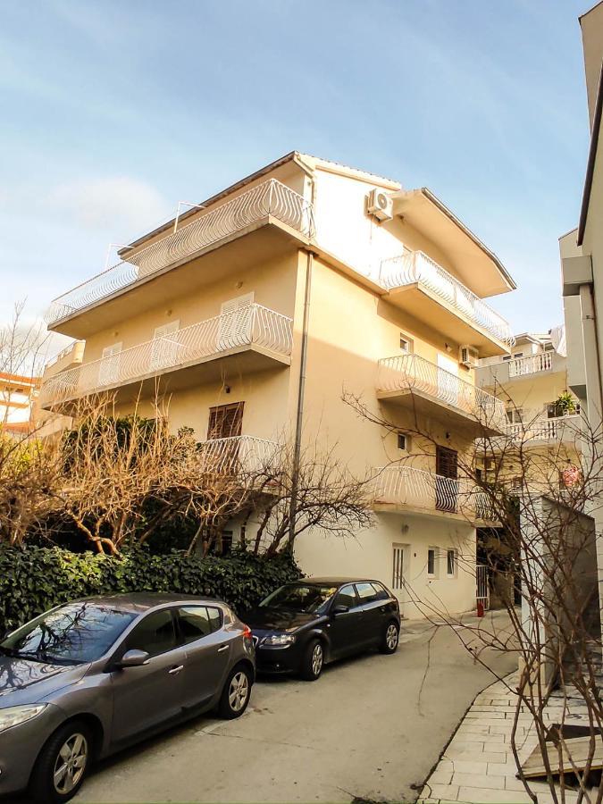 Apartman Riva K Podgora Exterior foto